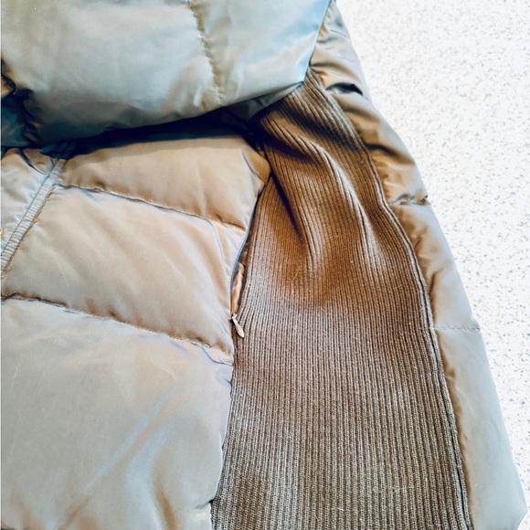 Stylish Olive Green Puffer Jacket - Picture 2 of 4